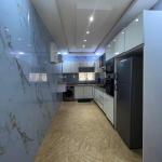 Summer Breeze – Minimalist 2-Bedroom Luxury Apartment